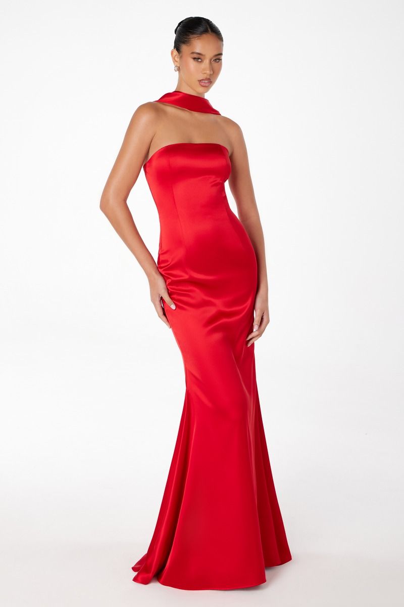 Vestido satin largo strapless